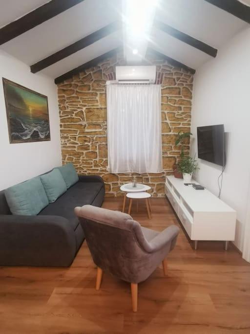Loft Apartment Pula Extérieur photo